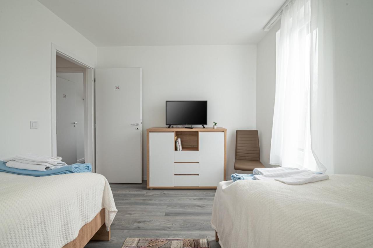 Roze Blue Design Apartments Чопак Экстерьер фото